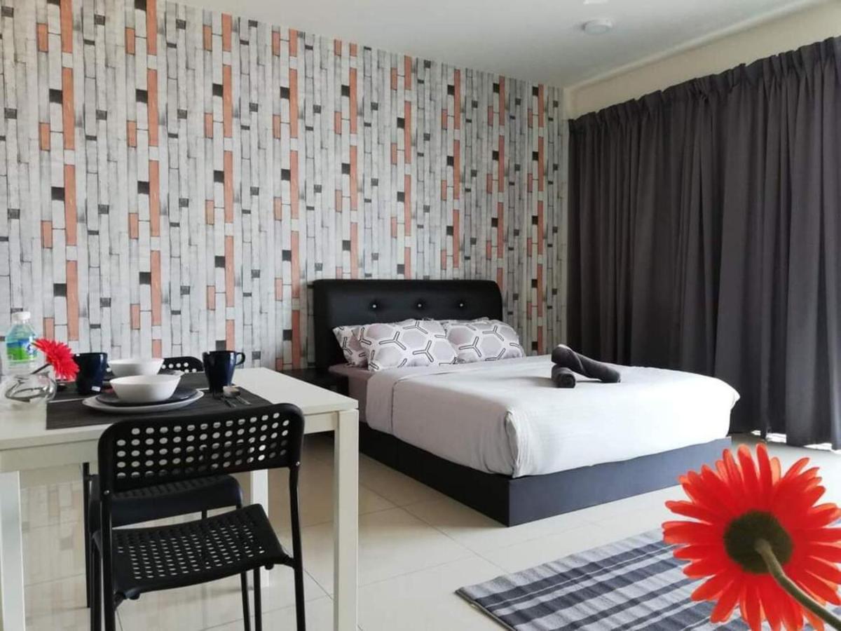 Peanut Butter Homestay - Trefoil Setia Alam Шах-Алам Екстер'єр фото